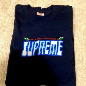 Authentic Brand New Supreme Tee